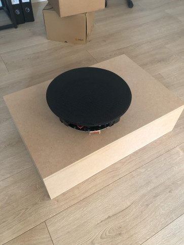 Få dit indbygningshøjttaler gitter i din farve